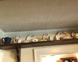 Vintage/Antique Blue Bird Dishes