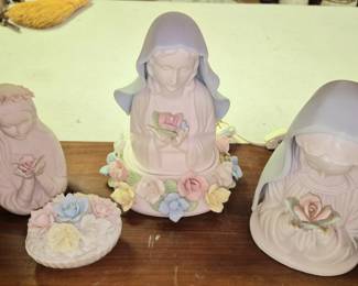 Virgin Mary figurines