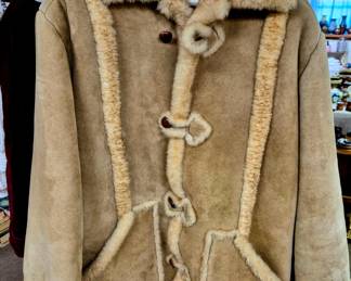 Vintage ladies Shearling coat size Xl