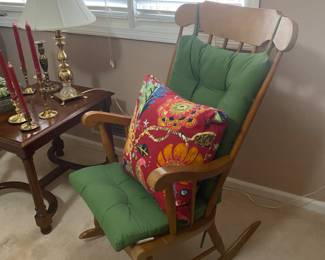 Classic Wooden Rocker ( excellent condition) 