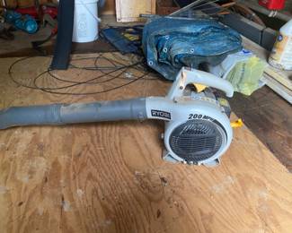 RYOBI LEAF BLOWER 