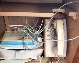 Ring Ring Retro Calling Dial Telephone