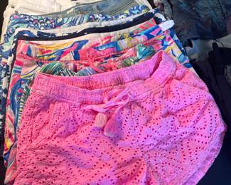 Lilly Pulitzer shorts - size S 