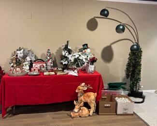 Mid-Modern floor lamp and holiday decor