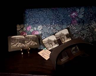 Antique wood Stereoscopic viewer with cards