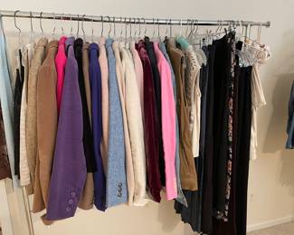 Women's clothing:  Ralph Lauren, Sundance and more:  size M ( 8 -10), shirts size M, pants and skirts size M
