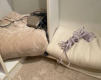 Heated king blankets