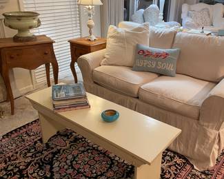 Ethan Allen 2-cushion linen slip-covered couch/loveseat, pine and maple side tables, bench, 100% wool area rug (70' x 72"), decor including Pewabic pottery