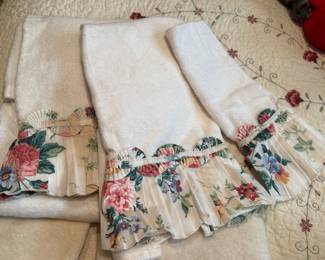 Linen - many items Brand NEW 
