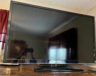 Sony 42" LED 720 TV with remote