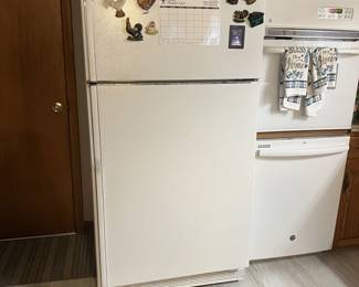 KitchenAid refrigerator with ice maker 