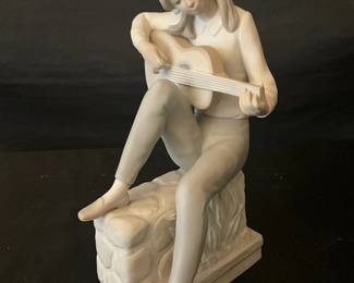 Liadro Girl With Guitar