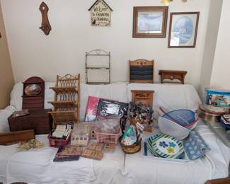 Lots of vintage home interiors pictures many more downstairs