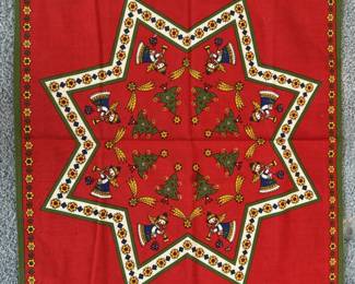 VINTAGE SCANDINAVIAN LINENS