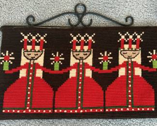 VINTAGE SCANDINAVIAN LINENS