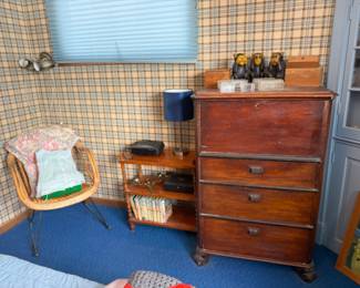 SHELVING, CHAIR AND HOME DECOR