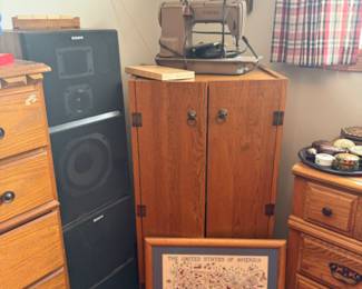 CABINET AND SINGER SEWING MACHINE