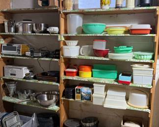 TUPPERWARE AND KITCHENWARE