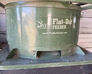 Flat-Out Feeder