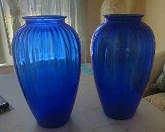 Anchor hocking cobalt blue large glass vases