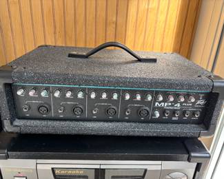 Peavey mixer