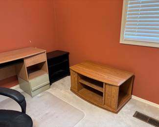 Various office pieces