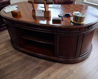 kidney shaped desk.