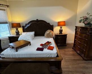 Gorgeous bedroom set bed With box frame two nightstands dresser with mirror $1100 (price does not include tall boy or chest at foot of the bed)