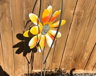 Metal Flower Garden Decor