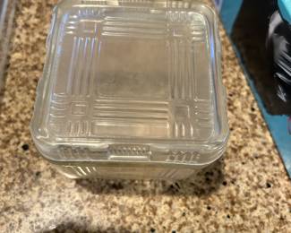 Anchor Hocking lidded dish