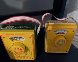 Vintage Pocket Radios