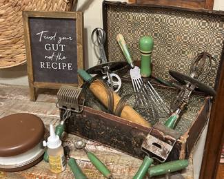 Vintage Kitchenware 