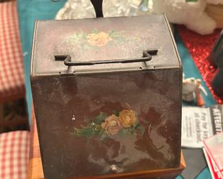 Antique Coal Hod / Scuttle with scooper