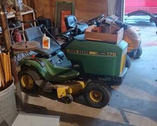 2 Mowers for Parts / Repair.