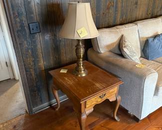 End Table (1) & Lamps (2) $20 each, All for $50