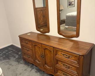 Master Bedroom Set, King Bed, Dresser w/Mirrors, Armoire, Nightstand $200