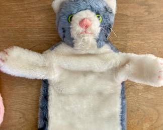 Dakin 1980s Mr. Rogers Henrietta Pussycat puppet