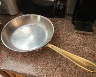 Cop-R-Chef skillet