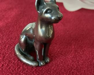 Sterling cat figurine 