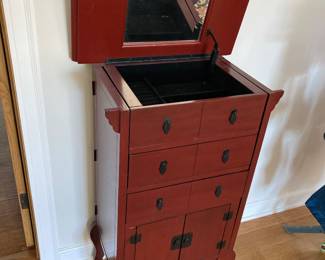 Jewelry cabinet 