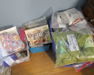 Knitting yarns & accessories
