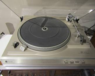 Dual CS528 turntable 
