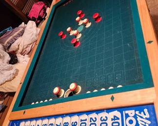 Keeney coin op bumper pool table, lights up, missing coin op mech