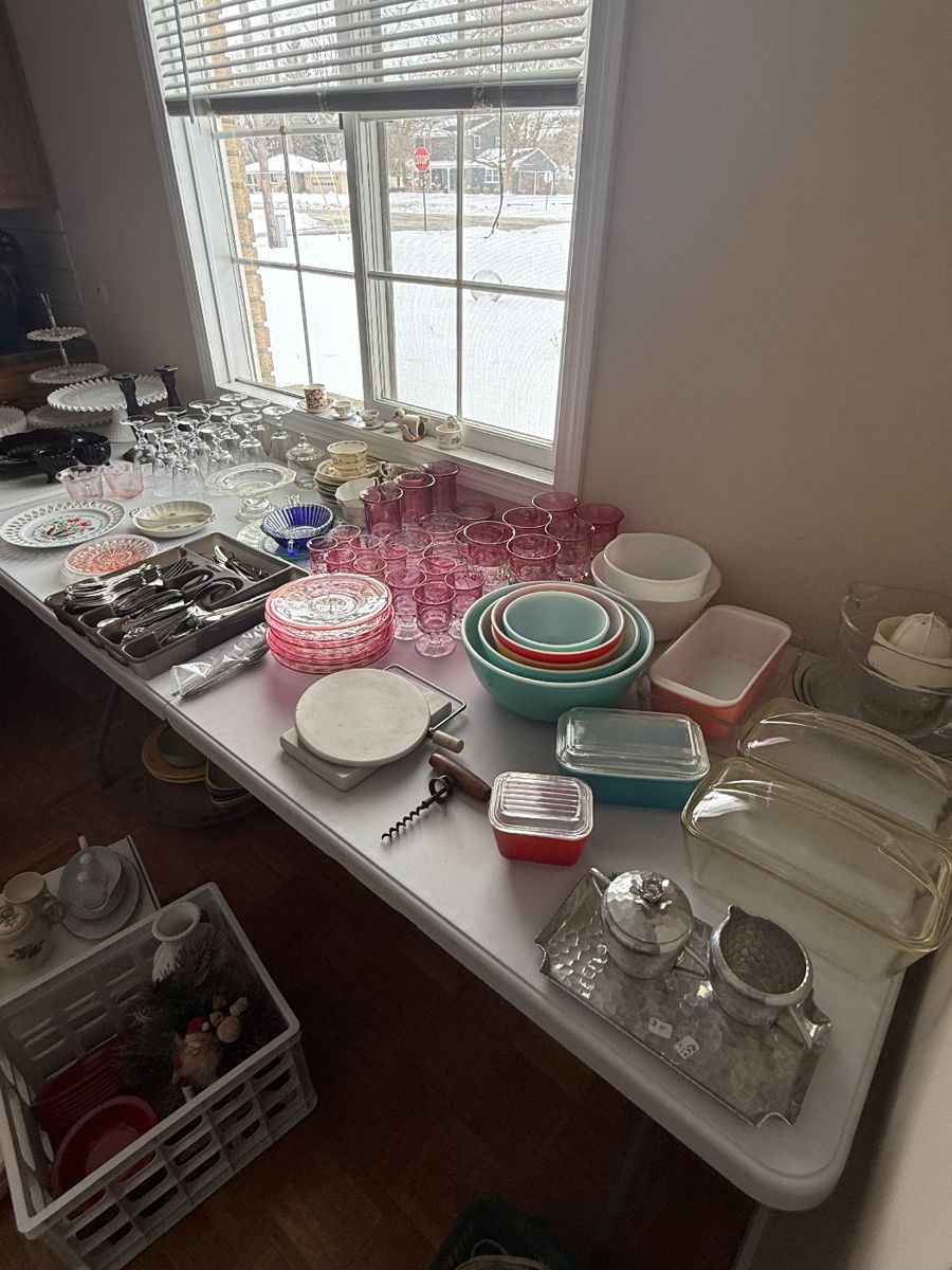 Vintage Pyrex and Kings Crown Ruby Flash glassware. 