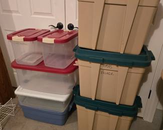 Plastic storage tubs