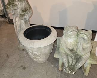 Concrete garden decor
