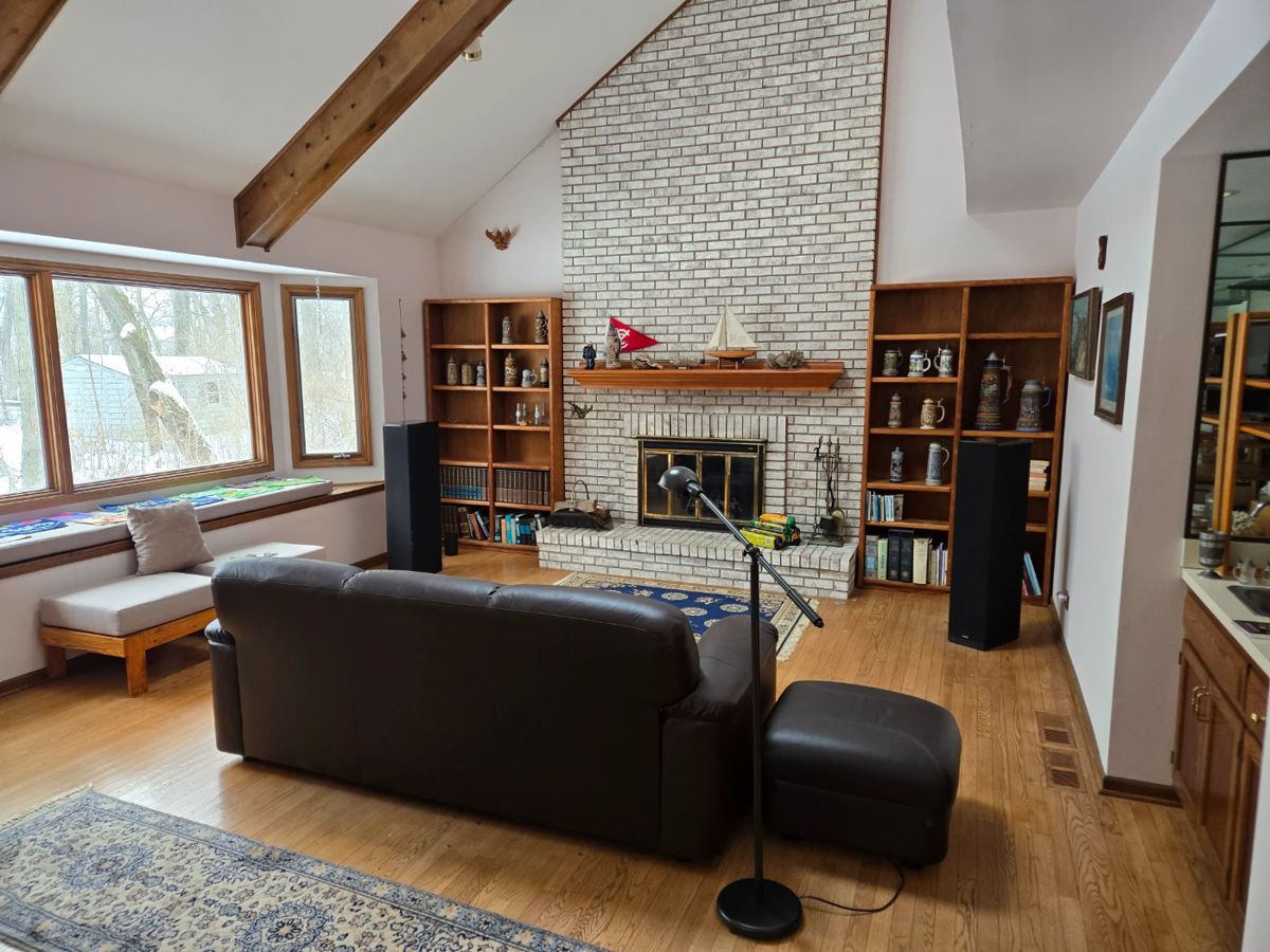 Leather sofa, steins