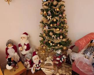 Fully Decorated Christmas Tree
