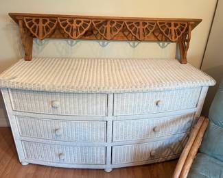 White Wicker bedroom set