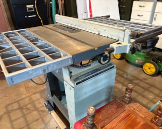 . . . Delta table saw